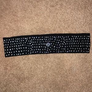 Black and Gray Lululemon Headband w/ Rubber Grip